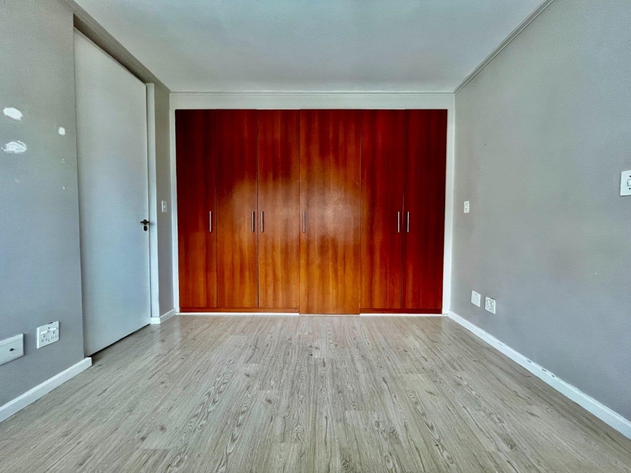 2 Bedroom Property for Sale in Claremont Upper Western Cape